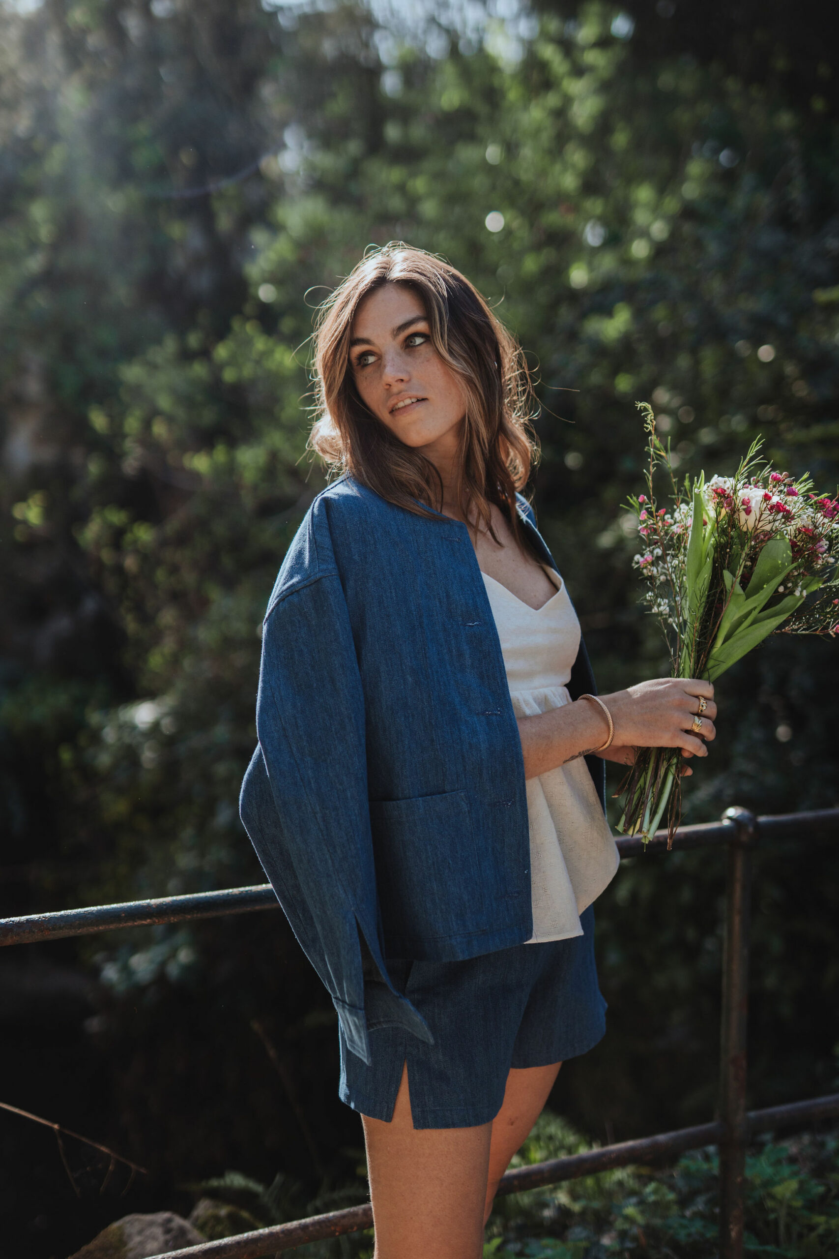 Veste en jean bleu coupe droite vetements femme